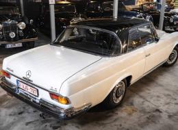 Mercedes-Benz 280 SEL 3.5