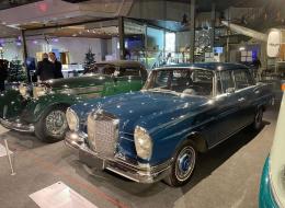 Mercedes-Benz S 220