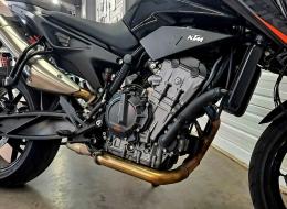 Moto KTM 890 DUKE 115CV