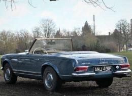 Mercedes-Benz SL 280 Pagode