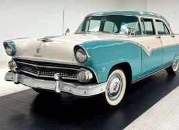 Ford Fairlane Town Sedan de 1955