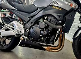 Moto Suzuki GSR600 98CV