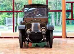 Renault  Type CB Coupé Chauffeur par Kellner