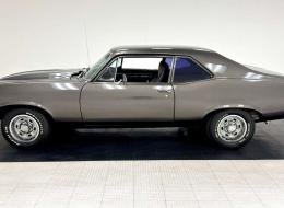 Chevrolet Nova Coupé