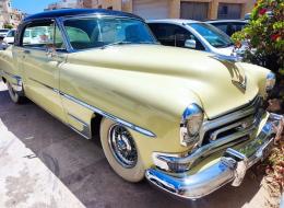 Chrysler New Yorker Deluxe