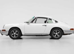 Porsche 911 T SWB 1967 - Fully Restored By Kremer ! - Matching