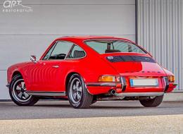Porsche 911 2.4 S Coup&eacute;