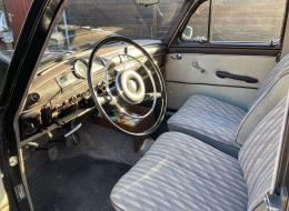 Mercedes-Benz Ponton 180