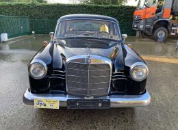 Mercedes-Benz Ponton 180