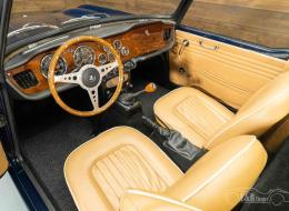 Triumph TR4