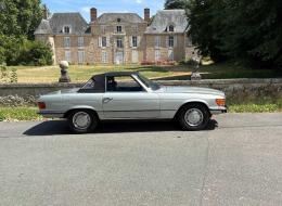 Mercedes-Benz SL 350SL R107