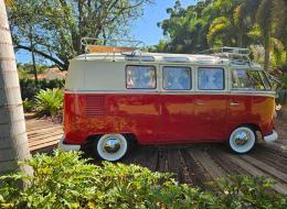 Volkswagen Combi T1 Samba Replica