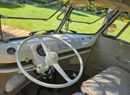 Volkswagen Combi T1 Samba Replica