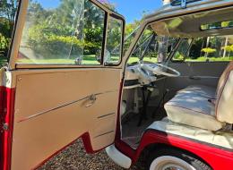 Volkswagen Combi T1 Samba Replica