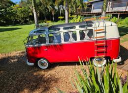 Volkswagen Combi T1 Samba Replica