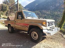 Toyota Land Cruiser fj 75 de 1985