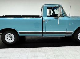 International Pick-up 1200 D Long Bed