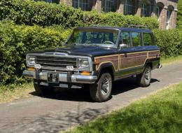 Jeep Grand Wagoneer
