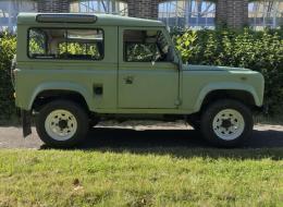 LandRover Defender 2.25 - 7 places