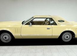 Lincoln Continental Mark V