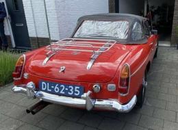 MG B