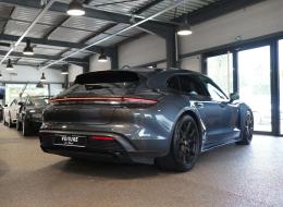 Porsche Taycan GTS Sport Turismo