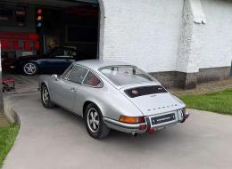 Porsche 911 2.4 T spécifications S