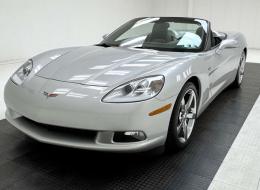 Chevrolet Corvette 2LT Convertible