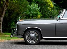 Mercedes-Benz Ponton 220 S Cabriolet | Matching Numbers | Restored