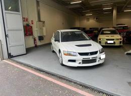 Mitsubishi Lancer Evolution RS
