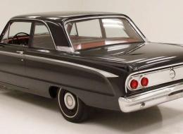 Mercury Comet Coupé 2 Door Sedan