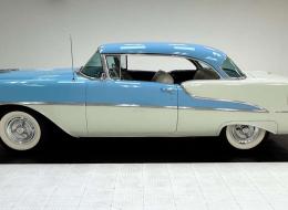Oldsmobile 88 Super Holiday 2 Door Coupé Hardtop