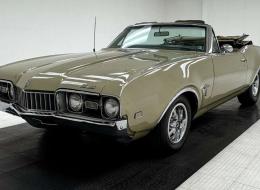 Oldsmobile Cutlass S Convertible