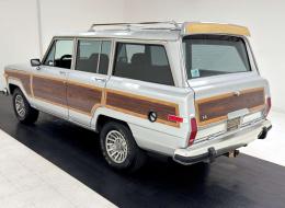 Jeep Grand Wagoneer