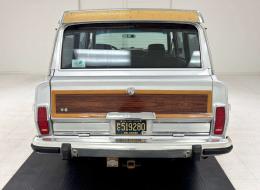 Jeep Grand Wagoneer