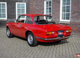Alfa Roméo Giulia GT 1300 Junior - en excellent état!