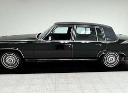 Cadillac Fleetwood Brougham4 Door Sedan