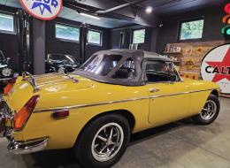 MG B Roadster