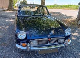 MG B GT