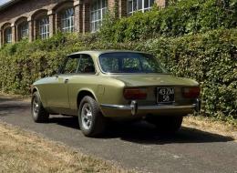 Alfa Roméo Giulia GT 2000 Bertone Coupé