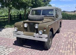 LandRover 109 Series II A