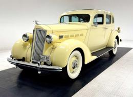 Packard 120 Series Sedan de 1936