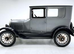 Ford T Tudor Sedan