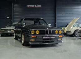 BMW Série 3 320i E30 Baur préparation Hartge 