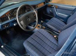 Mercedes-Benz 190 D