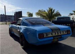 Ford Mustang Fastback Carrosserie élargie, moteur 351 réalésé