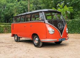 Volkswagen Combi Samba 