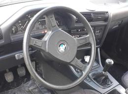 BMW Série 3 E30 - 316