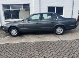 BMW Série 7  735i