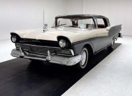 Ford Fairlane 500 Skyliner Convertible de 1957